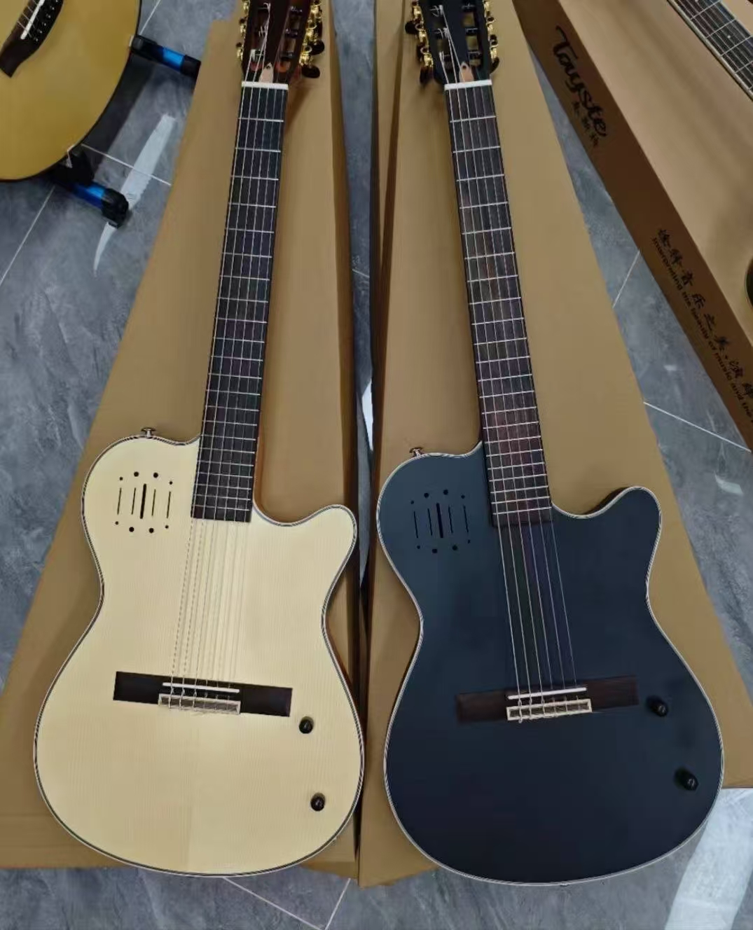 Silent Guitar Classical CG100 39 Inches Matte Finishing 6-String Nylon String Rosewood Fretboard