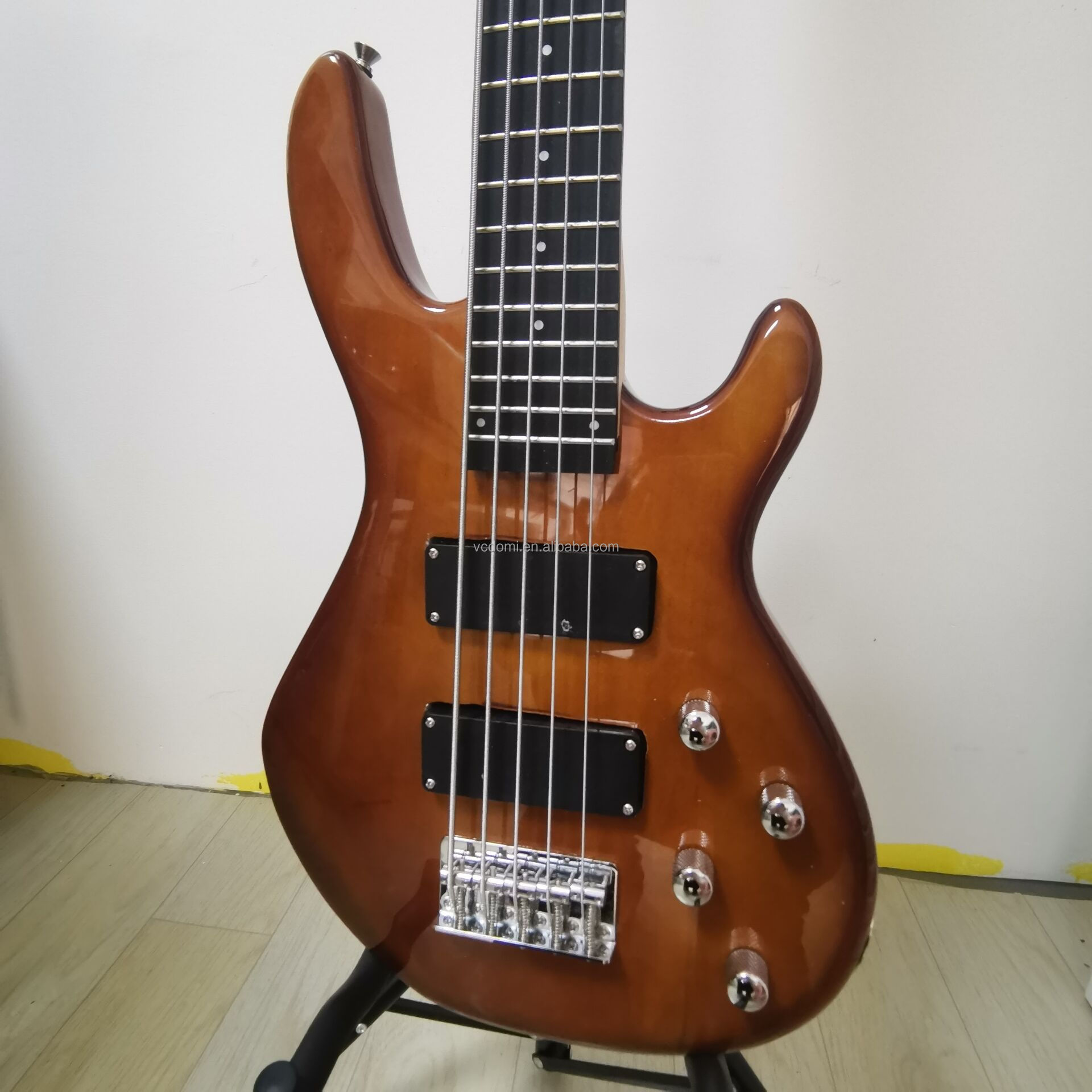 Electric Guitar bass finish