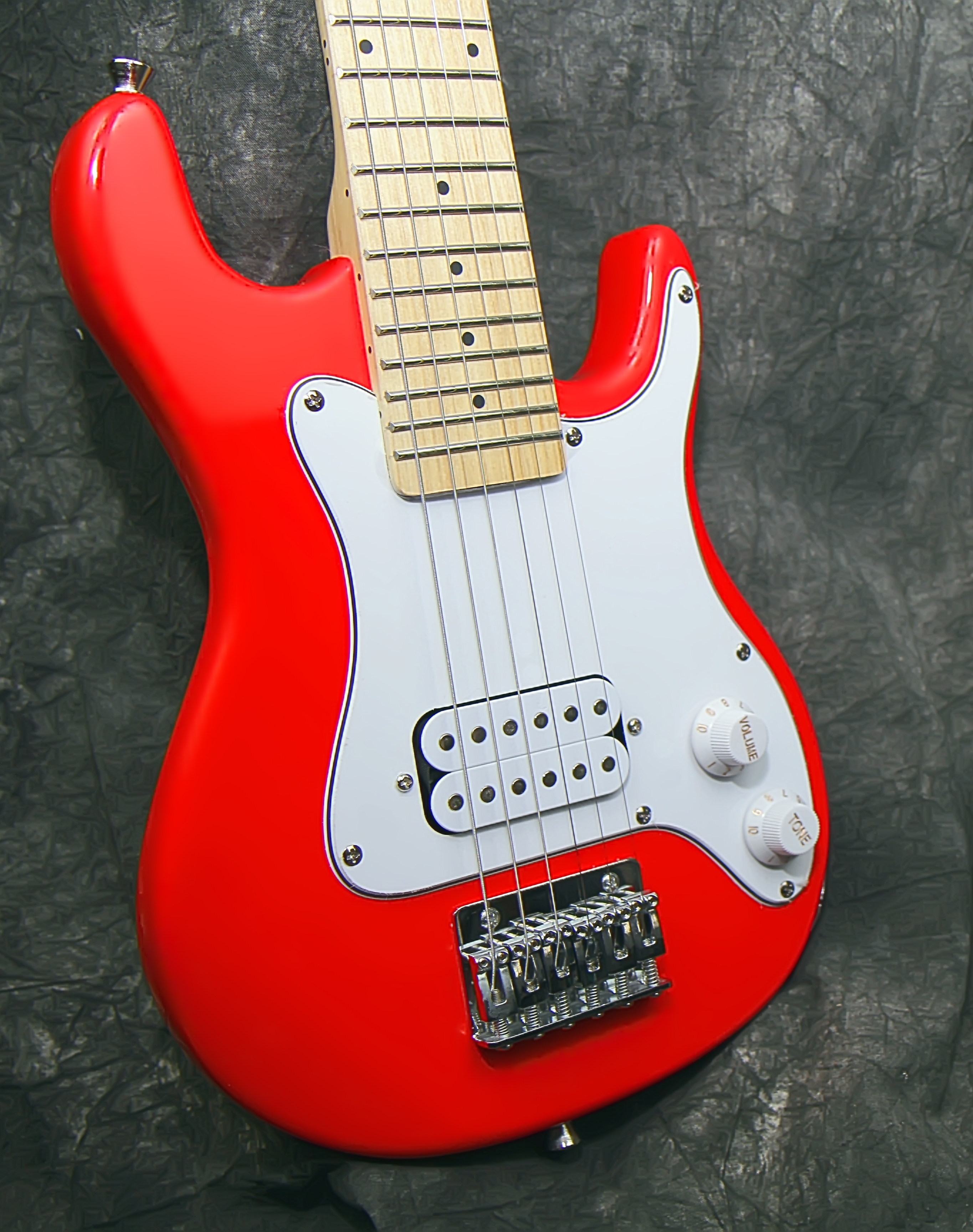 30 Inch Electric Guitar with Maple Neck and Solid Wood Body Glossy Finish Accessories for Children