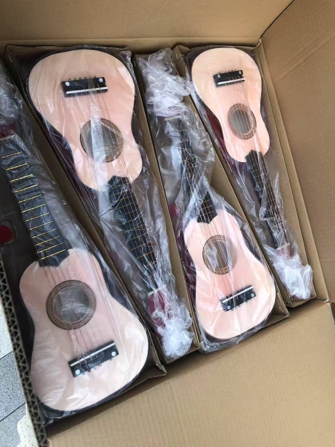 Wholesale 21 Inch Basswood Small Guitar 6 Strings Small Acoustic Guitar Musical Instruments for Children Kids Beginners Playing